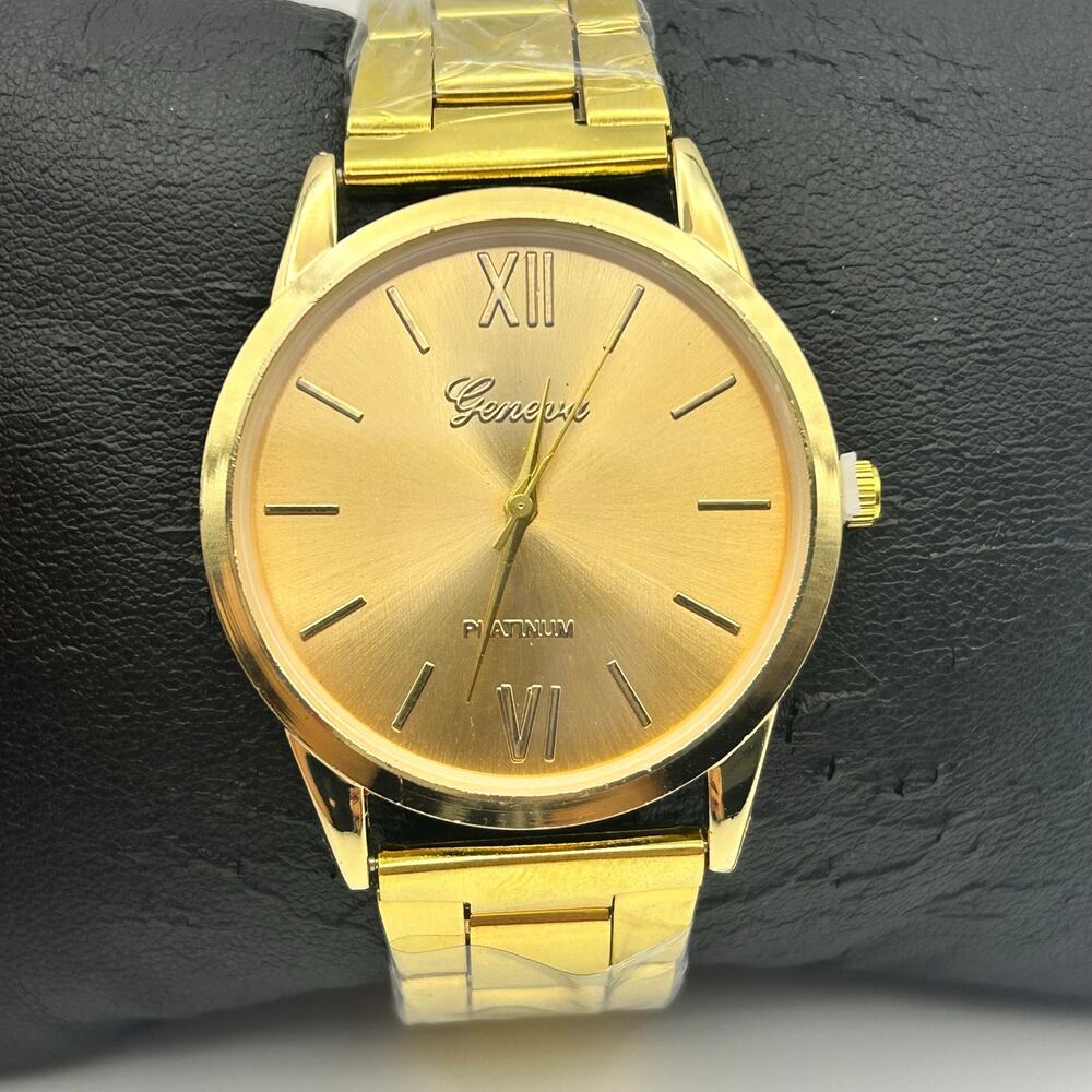 Geneva Platinum Gold-tone Stainless Steel Watch Working New Battery